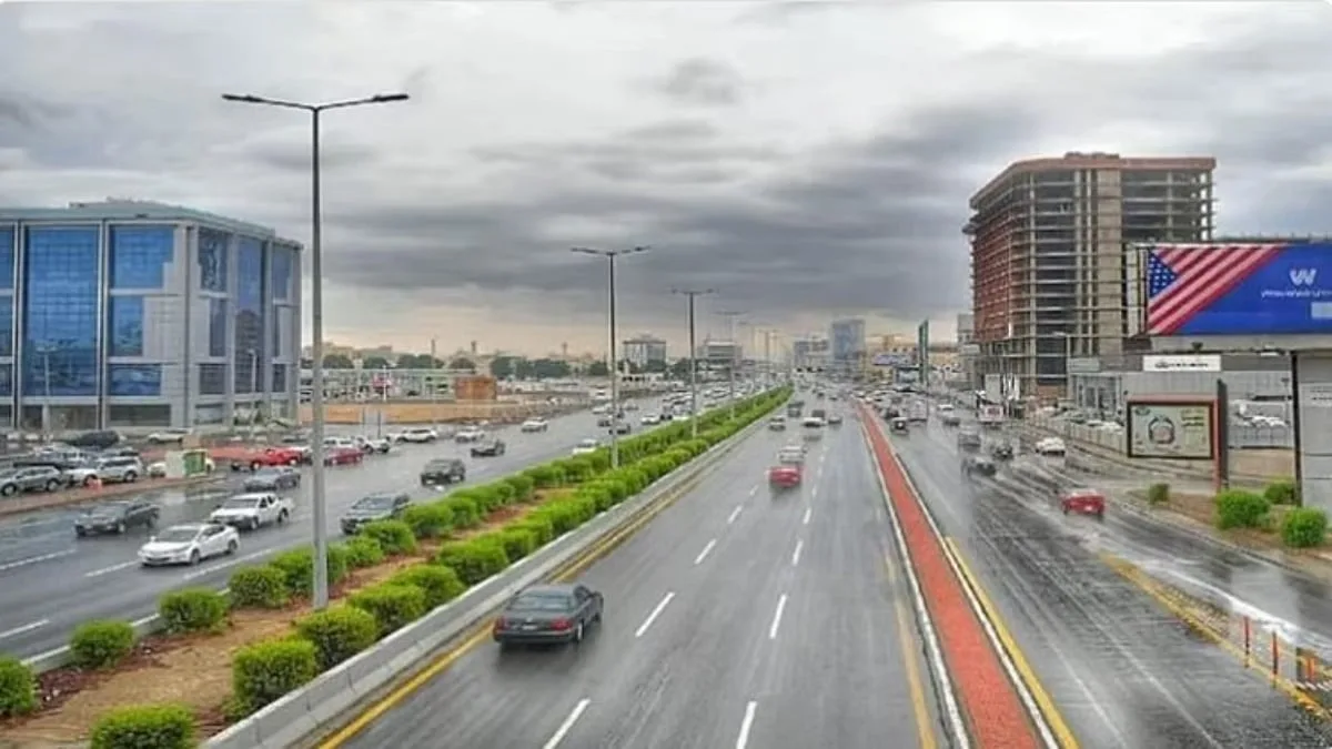 عاجل.. تحذير من الارصاد لسكان الرياض وتبوك والشرقية خطر امطار غزيرة خلال الساعات القادمة وعودة البرد حتى هذا التاريخ